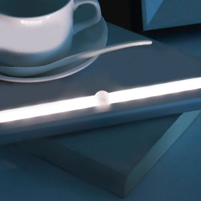 Cordless LED Light Strip with Automatic Motion Sensor