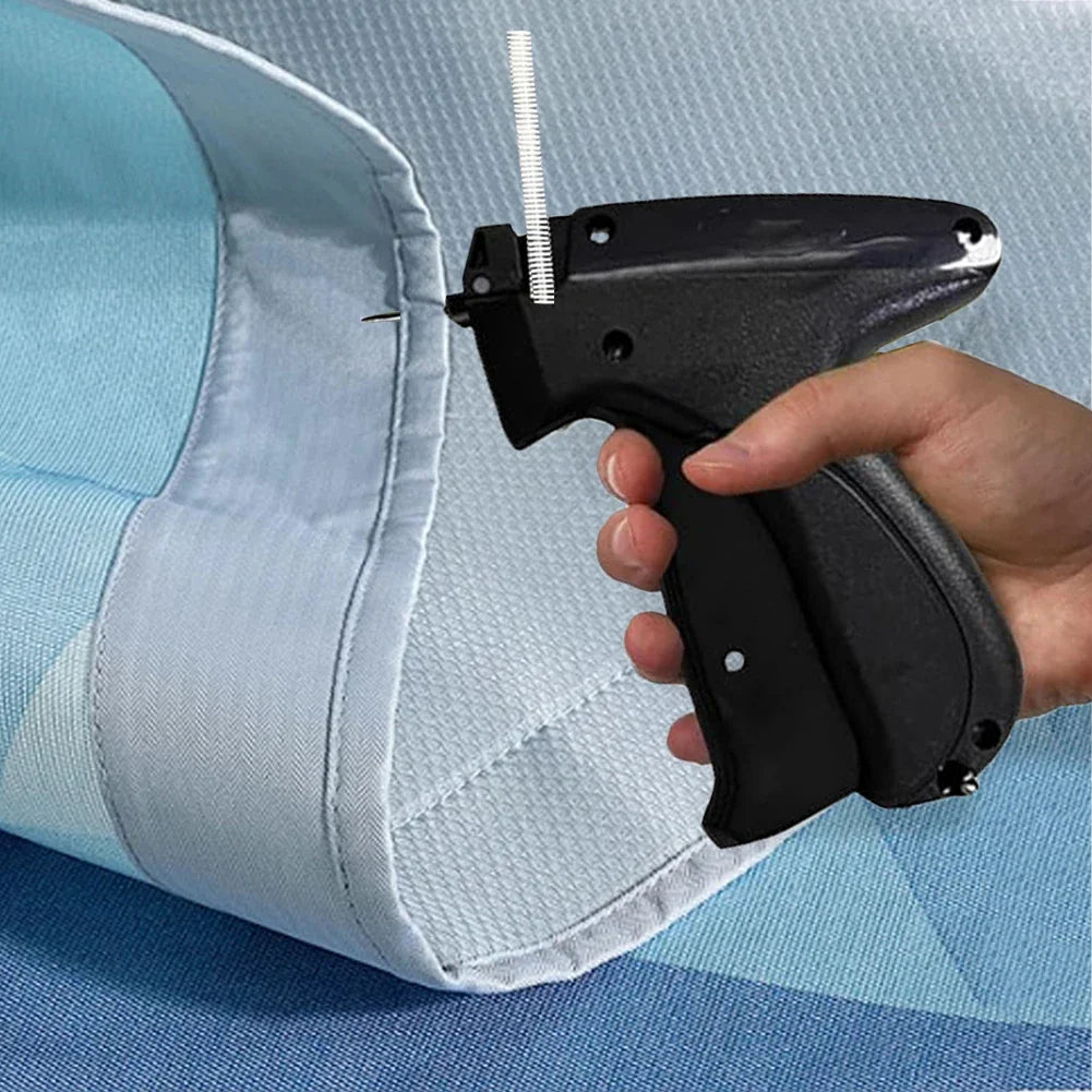 Glue Gun for Fabrics and Clothing – Easy Fixing Tool for DIY Projects