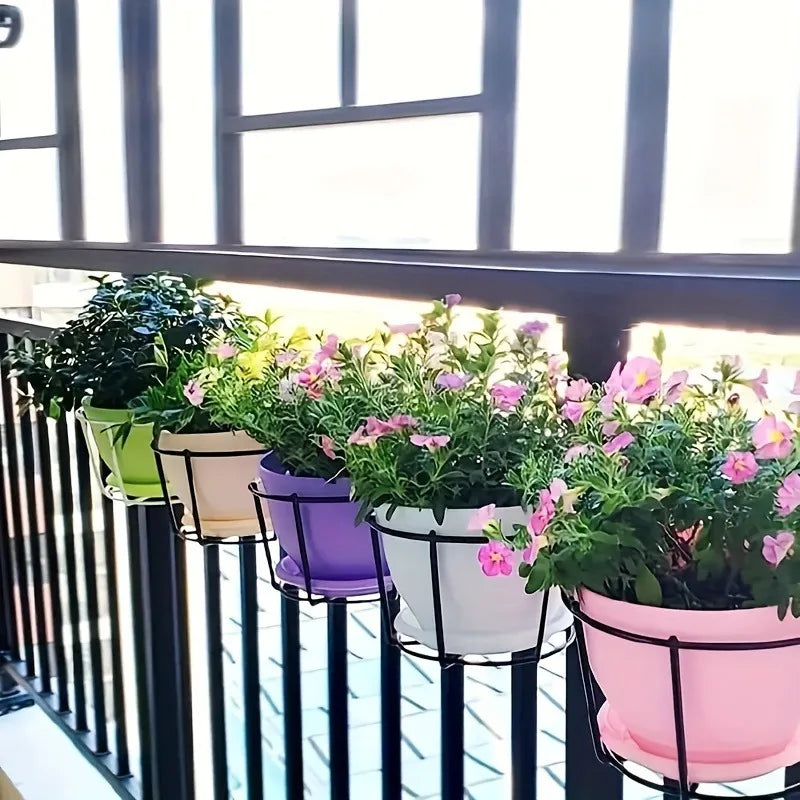 Sturdy Planter Holder with Metal Frame – Ideal for Balconies and Patios