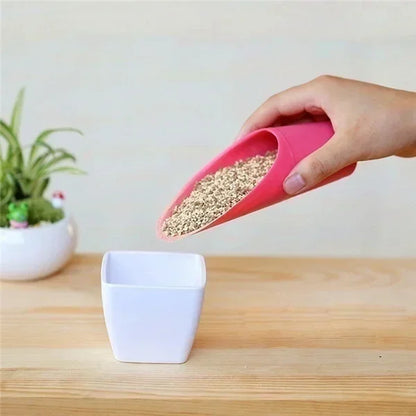 Plastic Planting Trowel – Ergonomic Tool for Transplanting and Fertilizing Plants for Easy Use