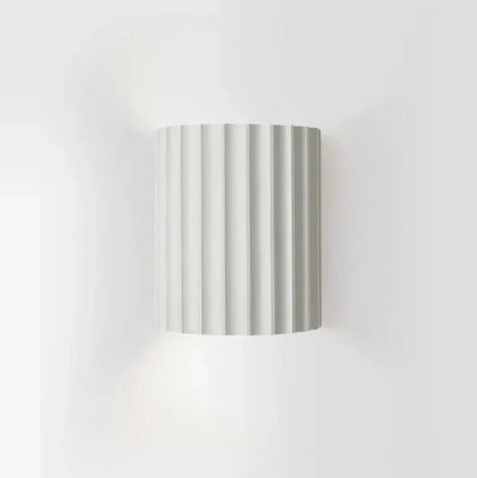 Modern Resin Wall Lamp – Stylish Lighting for Every Home