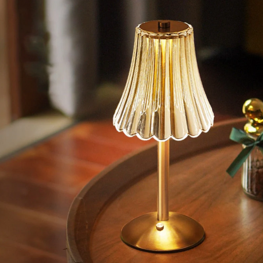 USB LED Desk Lamp in Retro Style – Rechargeable and Practical