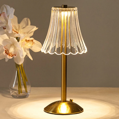 USB LED Desk Lamp in Retro Style – Rechargeable and Practical