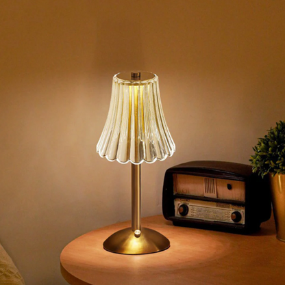 USB LED Desk Lamp in Retro Style – Rechargeable and Practical