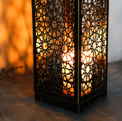 Rustic Vintage-Style Lantern – Bronze Lantern for a Cozy Atmosphere