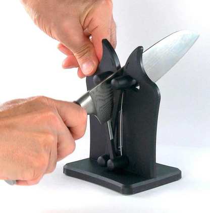 ProfiSharp Trio – Knife Sharpener with Three Grinding Stages