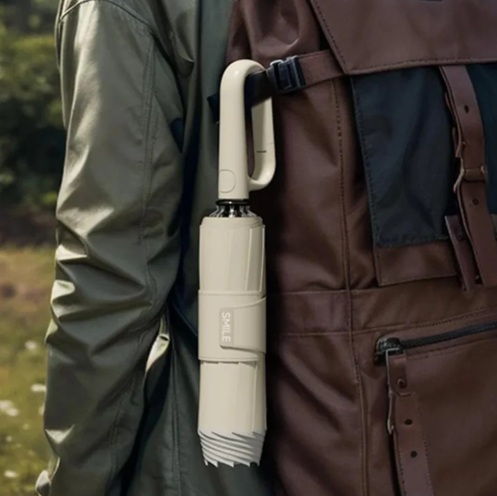 Sturdy Umbrella with Reflective Edge – Wind and Rain Resistant
