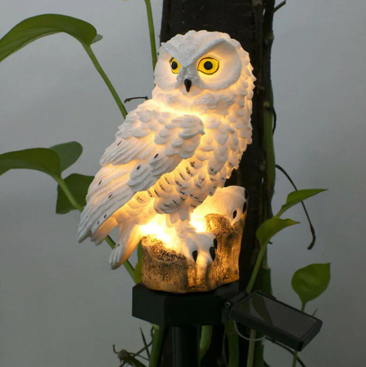 Solar Owl Garden Light with LED Illumination for Outdoor Use