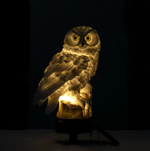 Solar Owl Garden Light with LED Illumination for Outdoor Use
