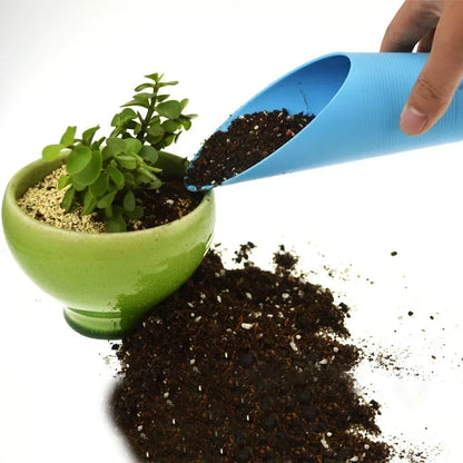 Plastic Planting Trowel – Ergonomic Tool for Transplanting and Fertilizing Plants for Easy Use