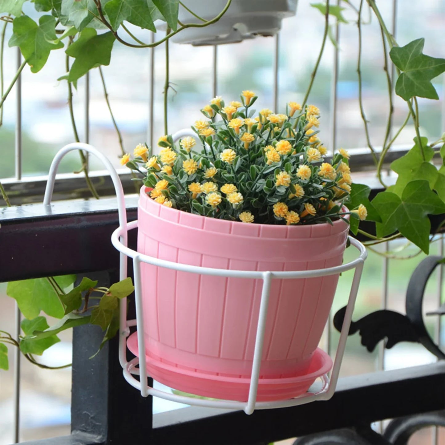 Sturdy Planter Holder with Metal Frame – Ideal for Balconies and Patios