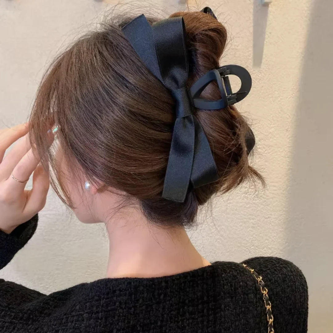Elegant Hair Clips with Satin Bows – Stylish Hairstyles for Every Occasion