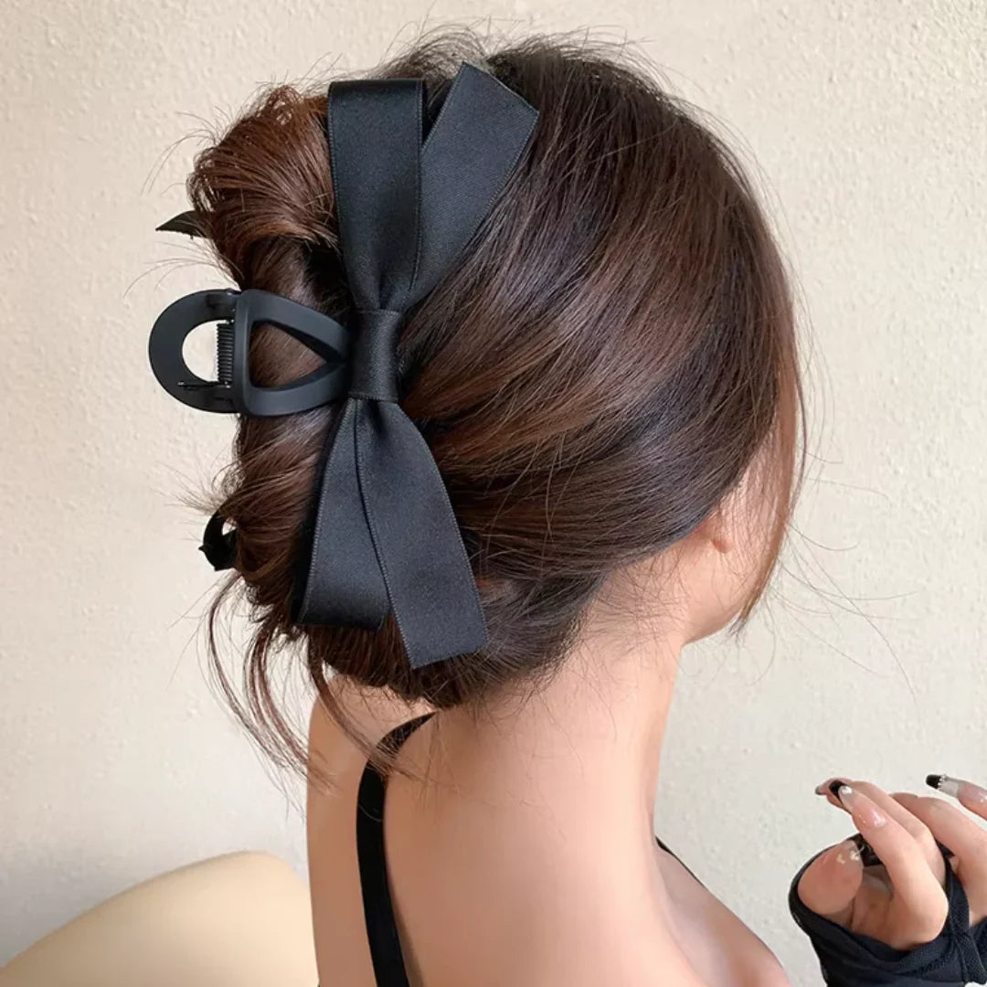 Elegant Hair Clips with Satin Bows – Stylish Hairstyles for Every Occasion