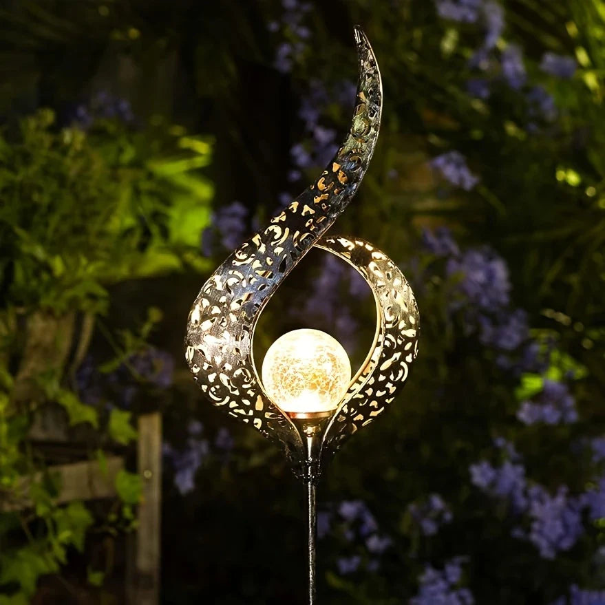 Solar Garden Light Made of Metal – Waterproof LED Lighting in Moon, Flame, Sun, or Star Shape