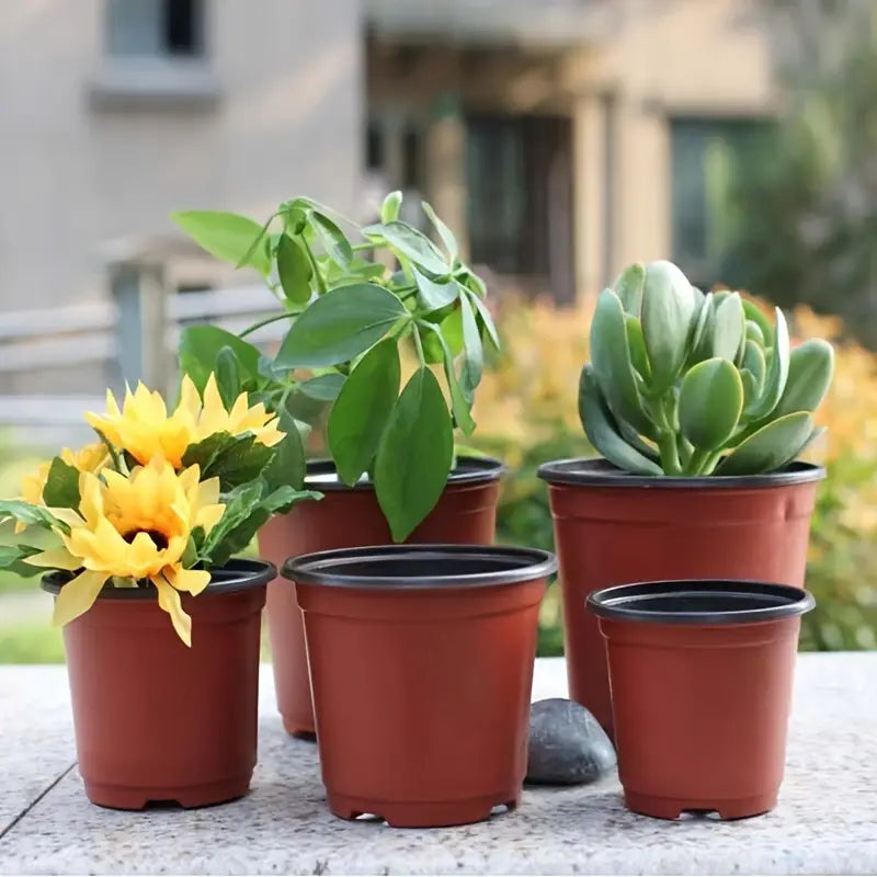 Durable Plastic Plant Pot – Sturdy Growing Pot for Plants and Flowers in the Garden