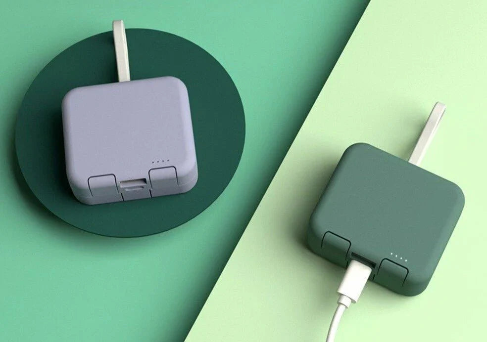 Foldable Power Bank – Compact Emergency Charger for On-the-Go Use