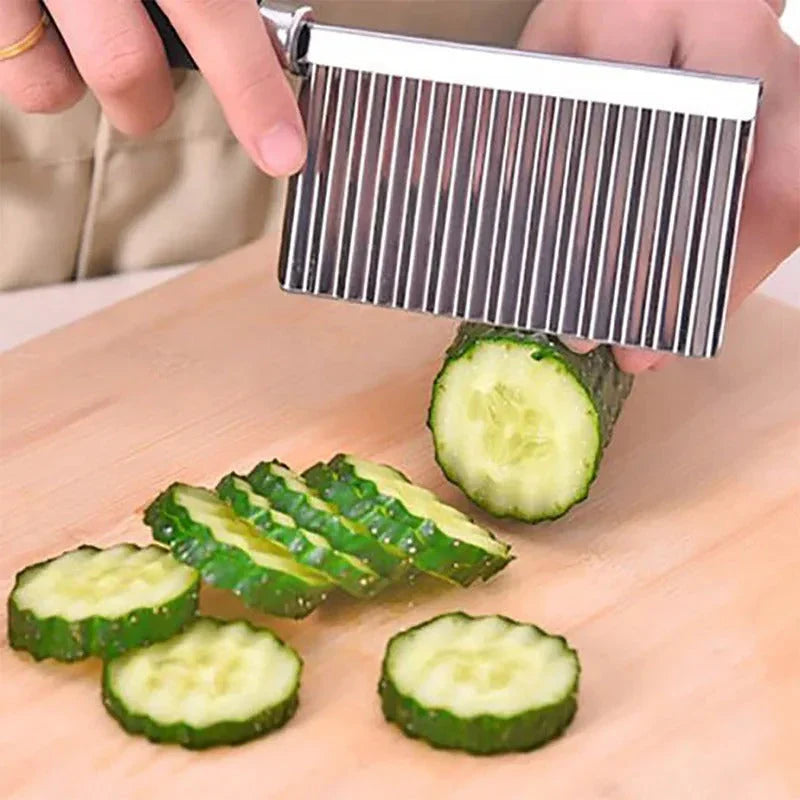 Premium Stainless Steel Vegetable Knife for Perfect Crinkle Cuts