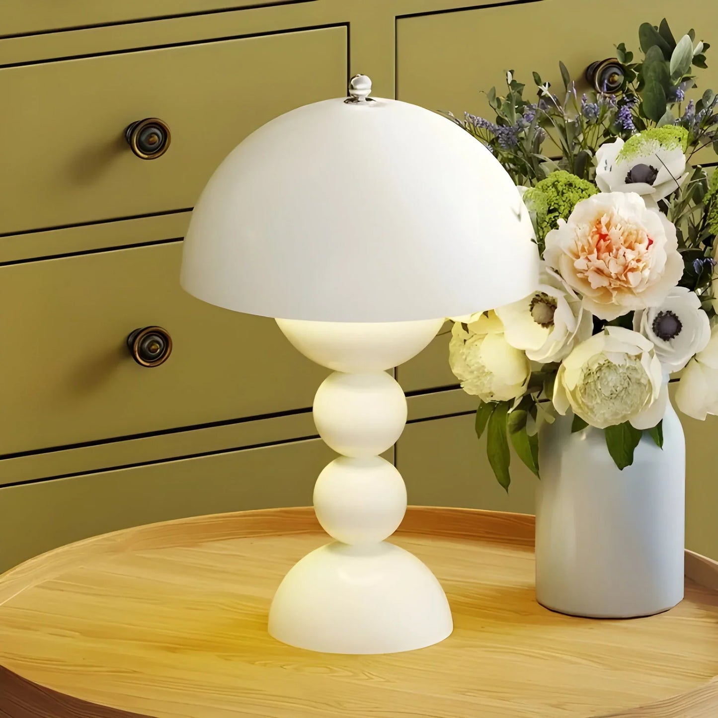 Scandinavian Table Lamp with Gold Accents – Modern Design Lamp for Living Room, Bedroom & Office