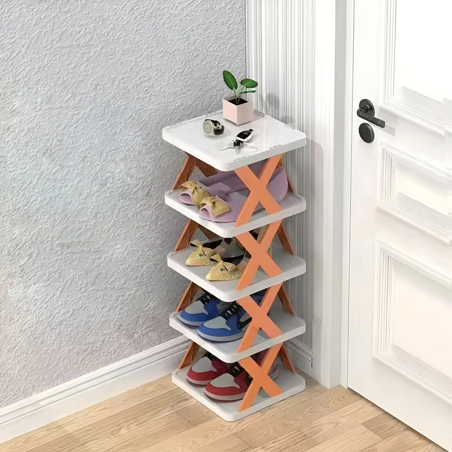 Foldable shoe rack for efficient use of space